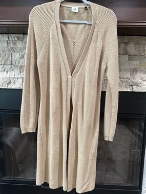 CAbi Beige V‑Neck Open Cardigan